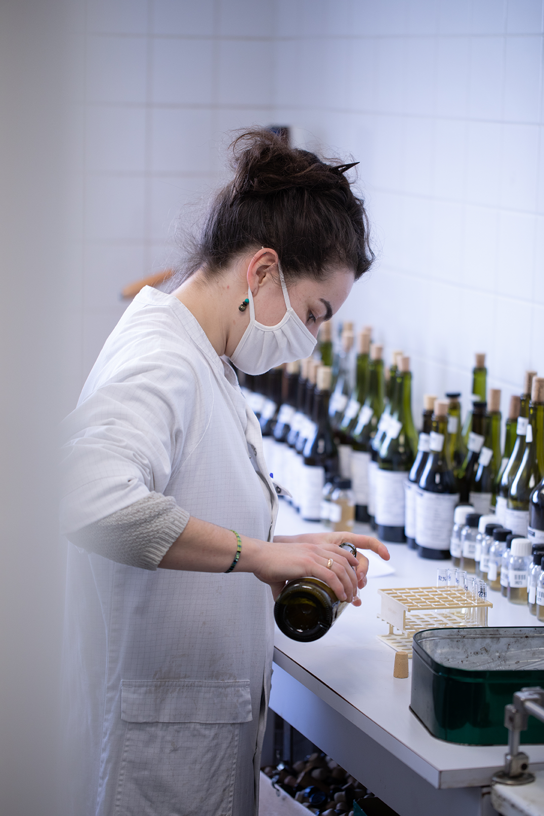 Échantillonnage de vins - Laboratoire Départemental d'Analyses du Jura - LDA39